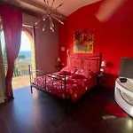 Gaia - Luxury Villa, Pool & Wellness Panzió