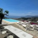 Panzió Gaia - Luxury Villa, Pool & Wellness 4*