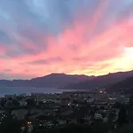 Panzió Gaia - Luxury Villa, Pool & Wellness Bordighera