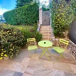 فندق مبيت وإفطار Gaia - Luxury Villa, Pool & Wellness بورديغيرا