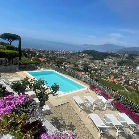 Gaia - Luxury Villa, Pool & Wellness Bordighera
