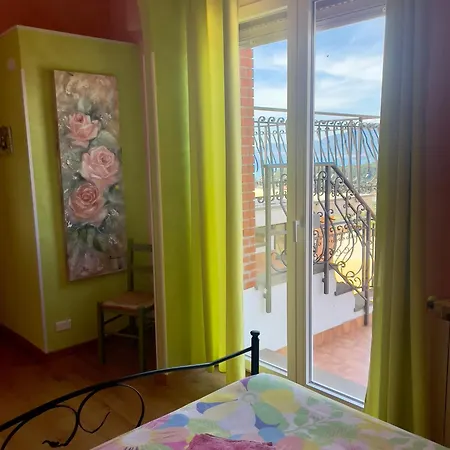 Gaia - Luxury Villa, Pool & Wellness Bed & Breakfast Bordighera