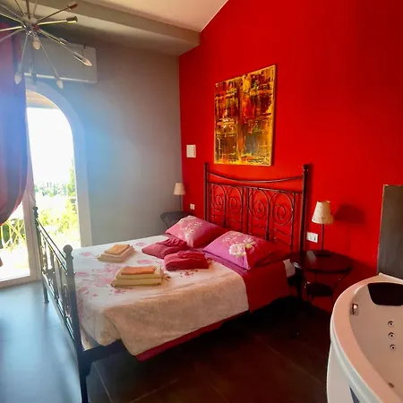Gaia - Luxury Villa, Pool & Wellness 3* Bordighera