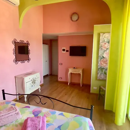 Bed & Breakfast Gaia - Luxury Villa, Pool & Wellness 3*