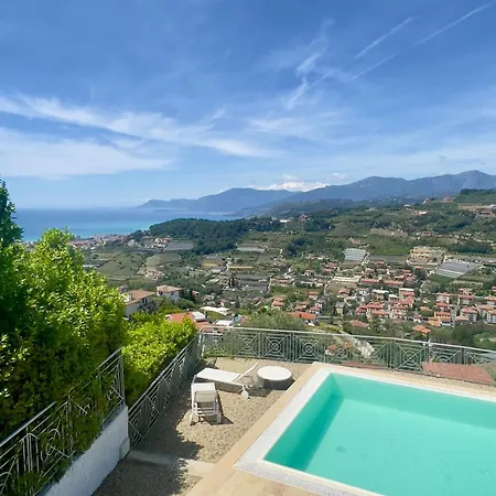 Gaia - Luxury Villa, Pool & Wellness Bed & Breakfast Bordighera