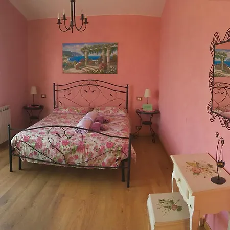 Bed & Breakfast Gaia - Luxury Villa, Pool & Wellness