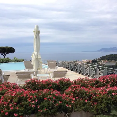 Gaia - Luxury Villa, Pool & Wellness