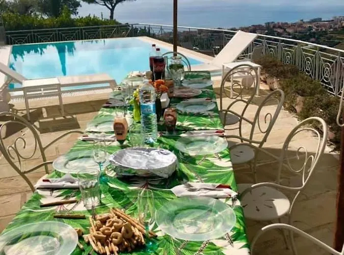 Bed & Breakfast Villa Gaia - Luxury Villa, Pool & Wellness Rooms