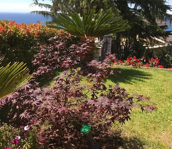 Villa Gaia - Luxury Villa, Pool & Wellness Rooms Bordighera
